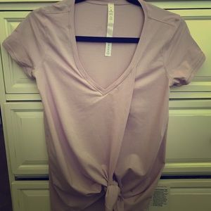 Lulu Lemon knot a problem tee